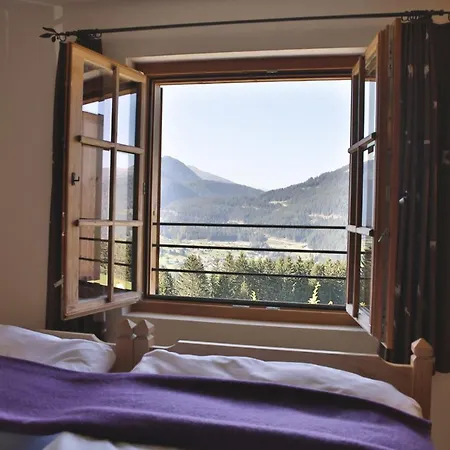 Berghaus Alpenroesli Herberg