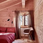 Berghaus Alpenroesli * Klosters
