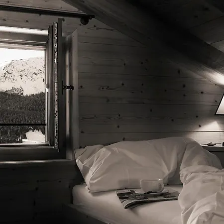 Inn Berghaus Alpenrosli