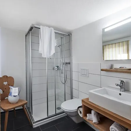 Πανδοχείο Berghaus Alpenroesli *