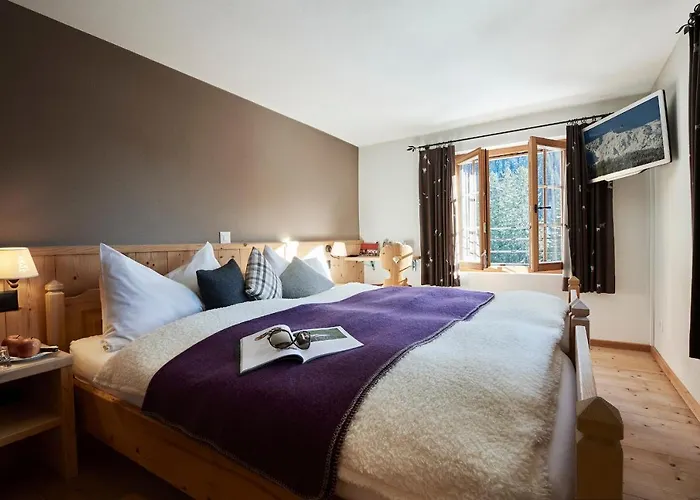 Inn Berghaus Alpenroesli *